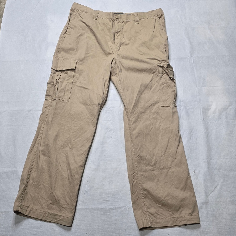 Old Navy Mens Loose Cargo Pants Khaki Tan 100% Cotton 42x32 Straight Leg 633497